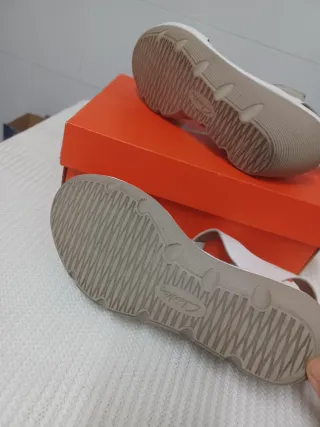 Sandalias Clarks Blancas