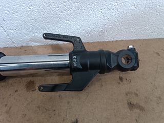 Barra CB125R Honda Horquilla izquierda 21-24