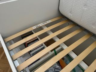 Cama juvenil con cajones de almacenaje