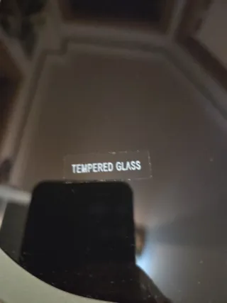 Tavolo pieghevole in vetro nero temperato e alluminio