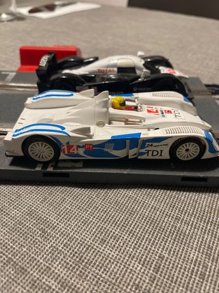 2 Coches Scalextric Audi TDI Le Mans