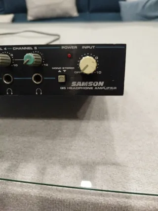 Samson Amplificador de Auriculares 5 Canales