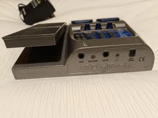 Pedalera multieffetti Digitech RP200 per chitarra