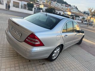 Mercedes-Benz Clase C 2003