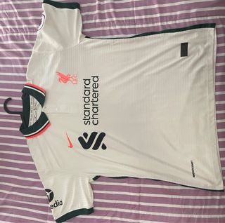 Camiseta Liverpool Nike Beige y Verde Talla M