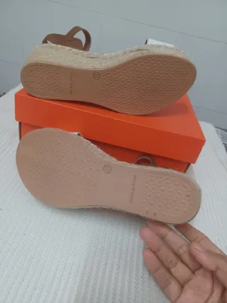 Sandalias Popa Cuña Blanco y Marrón