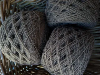 270gr/ 3 ovillos mescla lana/acrilic