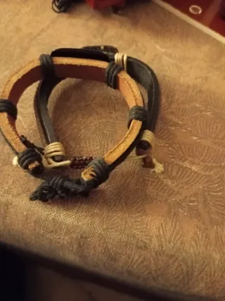 2 Pulseras Étnicas Cuero