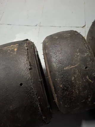 Cubiertas de Kart Vega 10x4.00-5 y 11x5.00-5