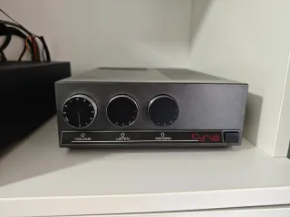 Mission Cyrus Two amplificador integrado.