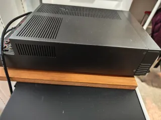 Mission Cyrus Two amplificador integrado.