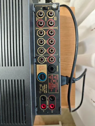 Mission Cyrus Two amplificador integrado.