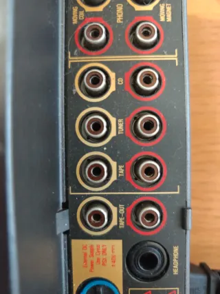 Mission Cyrus Two amplificador integrado.