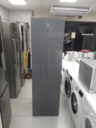 Nevera Combi Balay porta cristal con garantía