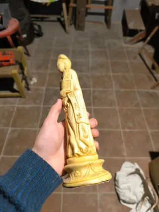 Estatua de Marfilina Mujer Asiática