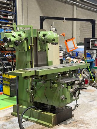 Fresadora MRF FU-160