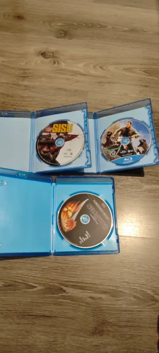 Lote 3 Blu-ray: Sisu, Jurassic World, Halloween