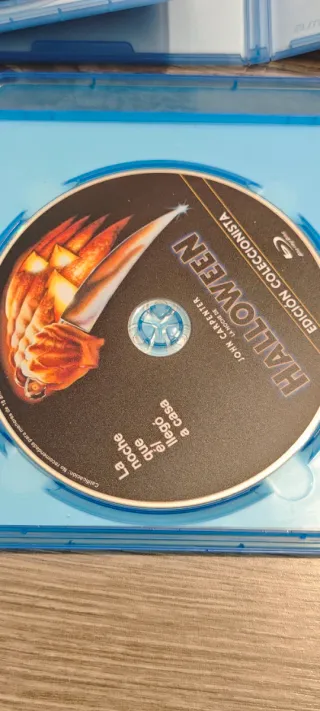 Lote 3 Blu-ray: Sisu, Jurassic World, Halloween