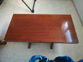 Mesa antigua plegable de madera
