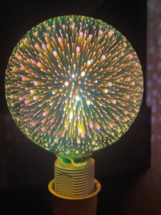 Bombilla LED E27 3D 4W Green Universe