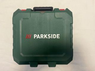Atornillador Percutor Parkside 20V con maletín