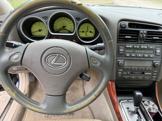 Lexus GS300