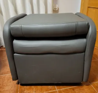 Butaca Relax Gris Piel Sintética