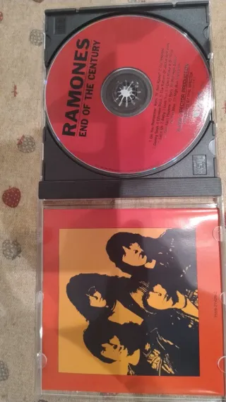 Ramones - End of the Century CD