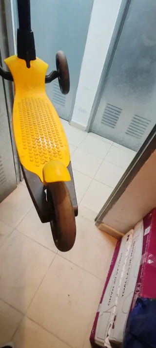 Urge por mudanza, patinete infantil 3 ruedas