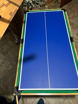 Mesa de futbolín de madera