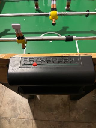 Mesa de futbolín de madera