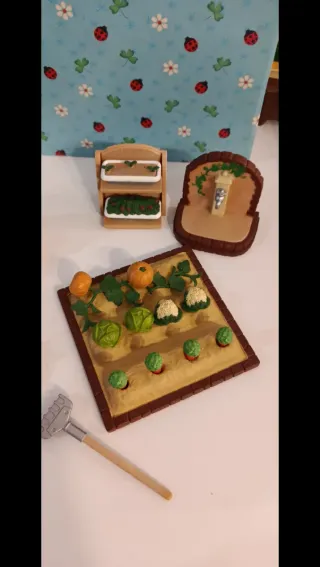 Habitación Sylvanian Families jardín