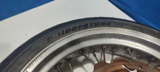 Rueda Delantera Triumph Tiger 900 del año 96