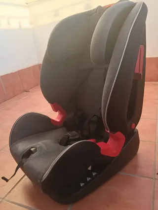 Silla de coche Chicco gris