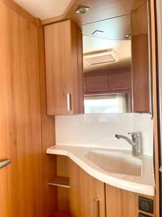 Caravana knaus sudwind