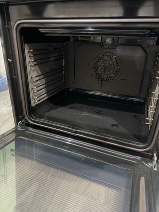 Vitrocerámica Balay con horno