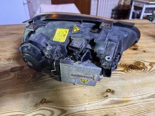 Pareja Faros Xenon Golf 4 1.8T