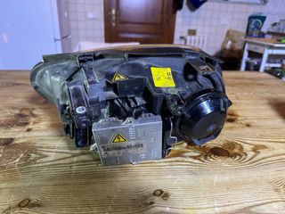 Pareja Faros Xenon Golf 4 1.8T