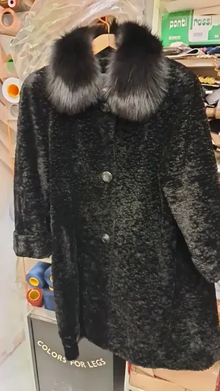 Cappotto vintage Astrakan nero
