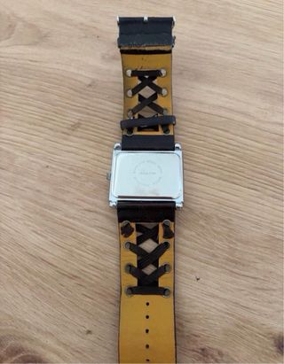 Reloj - Giorgie Valentian