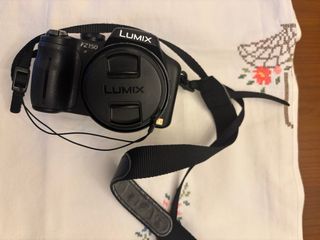 Cámara Panasonic FZ150 LUMIX Negra