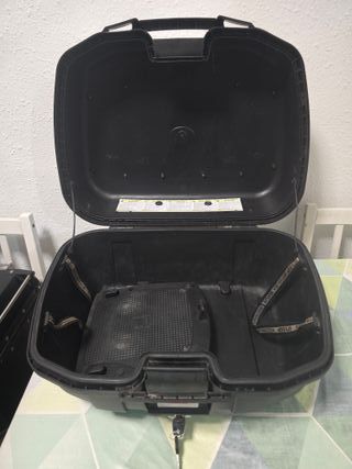 Maleta Top Case Givi Trekker baul cofre topcase