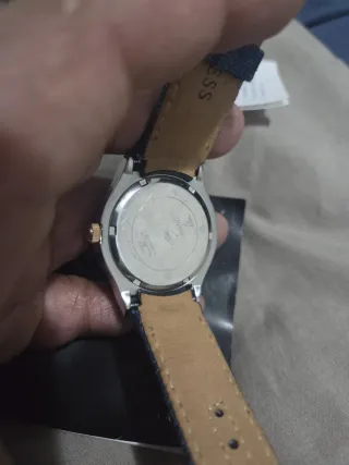 Reloj Guess Mujer Azul y Dorado