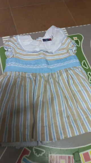 Vestido de bebé a rayas