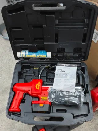 Pistola de engrase Solgrás con batería