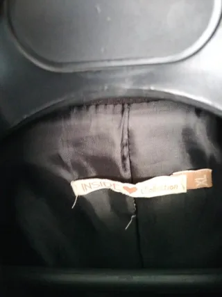 Abrigo de invierno negro