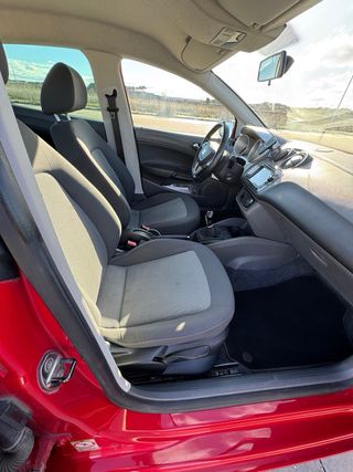 SEAT Ibiza 1.6 TDI, 105 CV, único dueño.