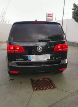 touran volkswagen 2011