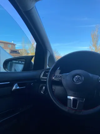 touran volkswagen 2011