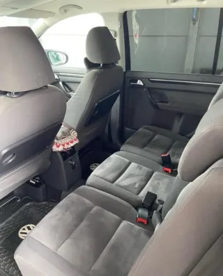 touran volkswagen 2011